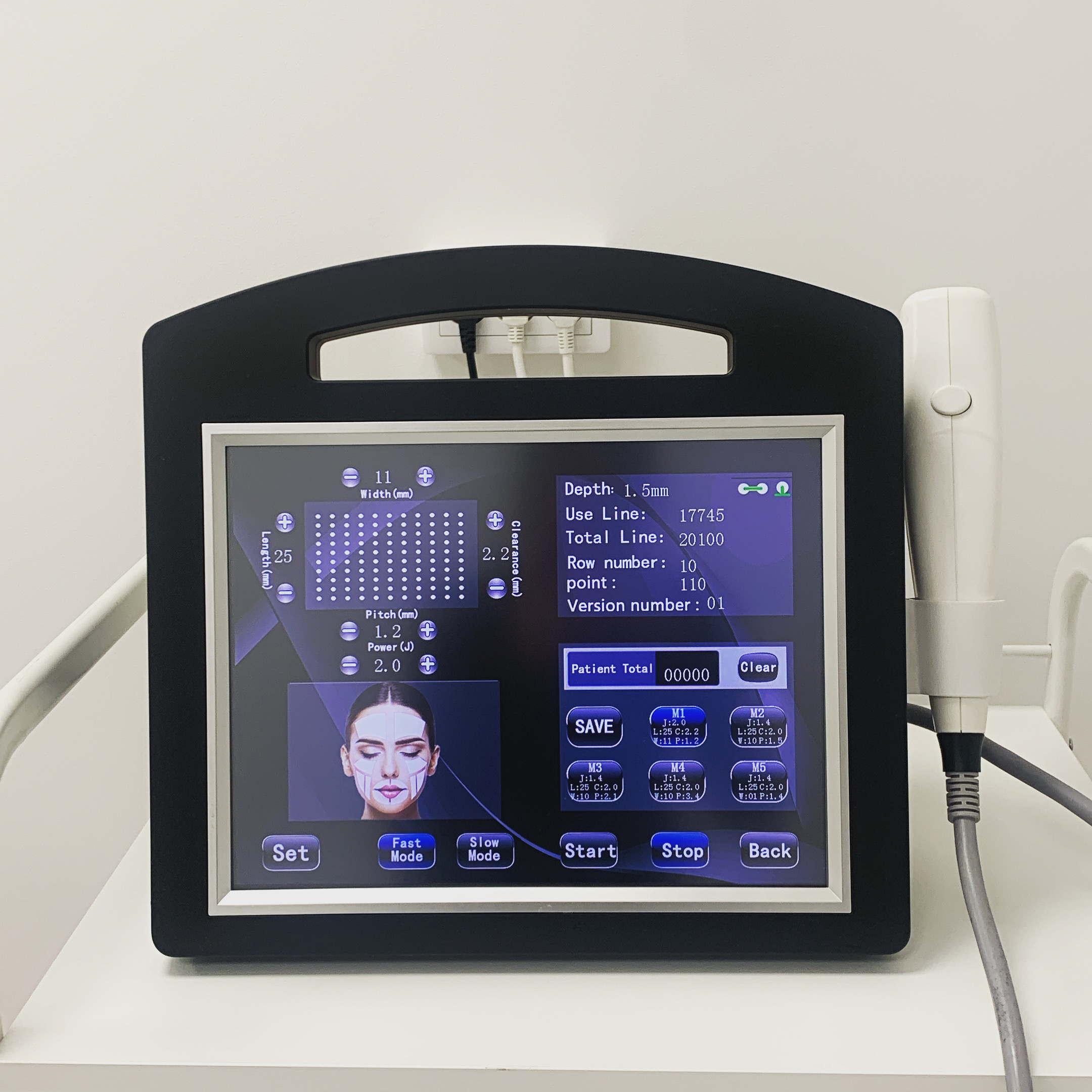 Royal Clinic, Bokadirekt