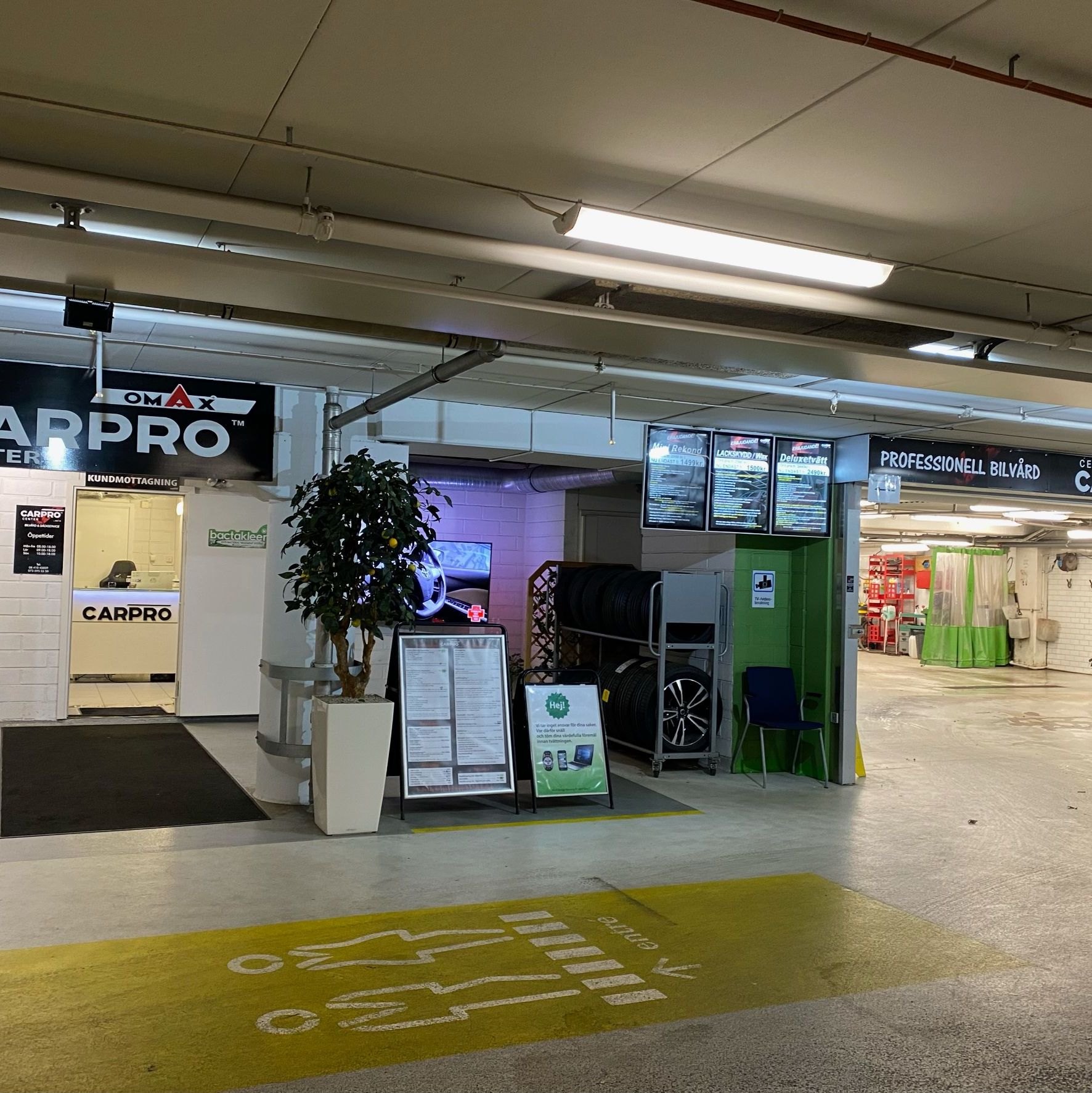 CARPRO Täby Centrum, Södra Garaget,Plan-3, Täby - Bokadirekt