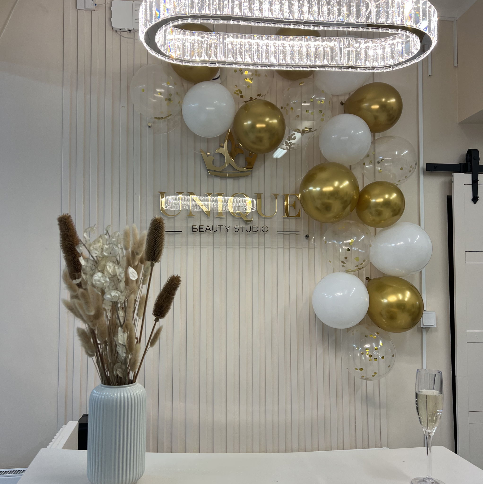 Unique Beauty Studio på Kungsholmen AB, Stockholm - Bokadire