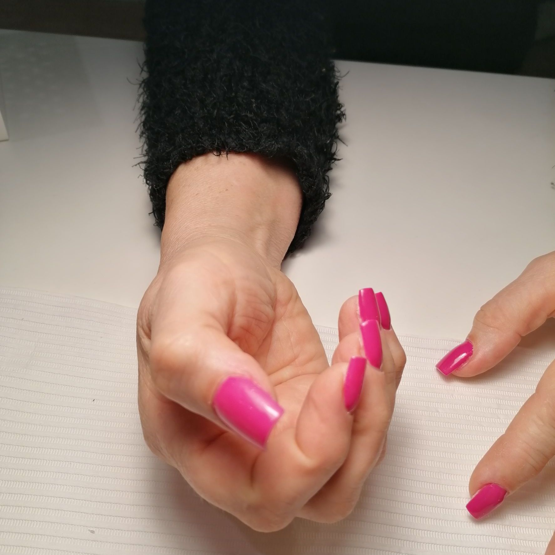 four-seasons-nails-skillingaryd-bokadirekt